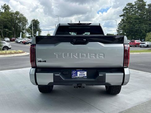 Used 2023 Toyota Tundra Platinum AWD/4WD image 25