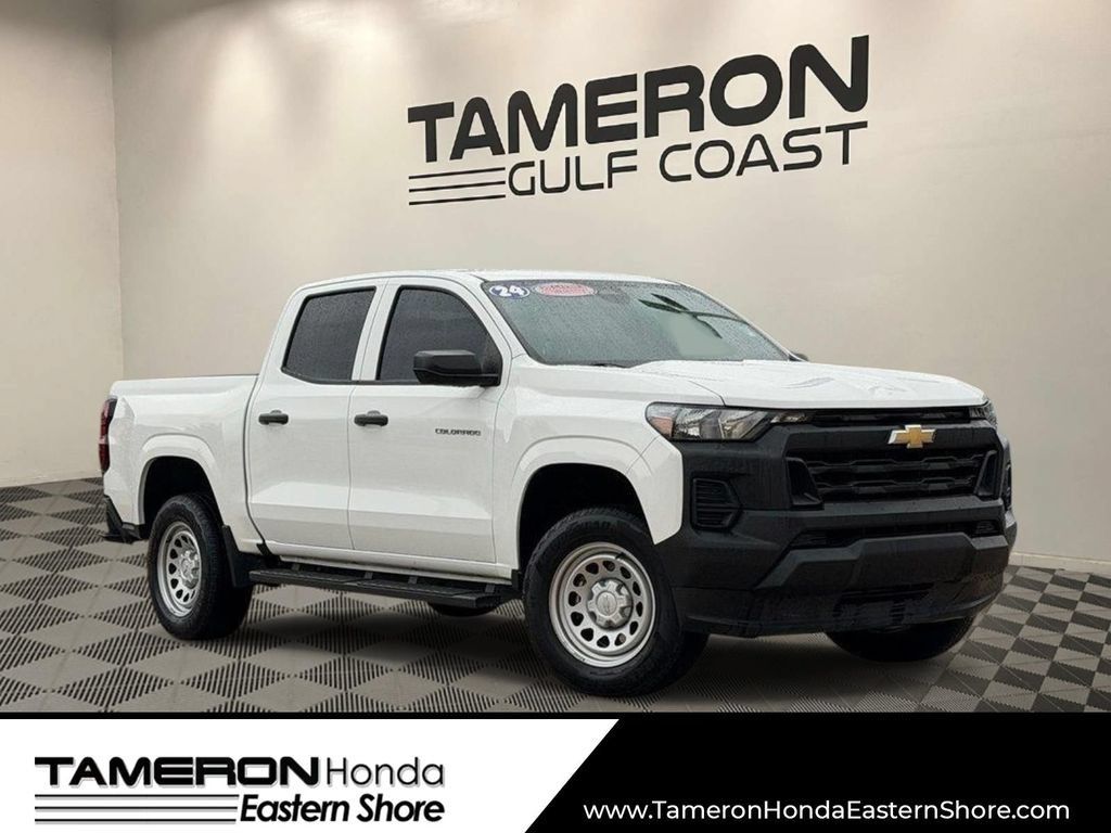 Used 2024 Chevrolet Colorado W/T RWD image 1