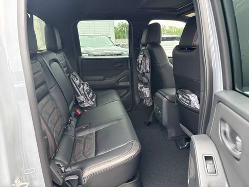 New 2026 Nissan Frontier PRO-4X w/ Pro Premium Package AWD/4WD image 31
