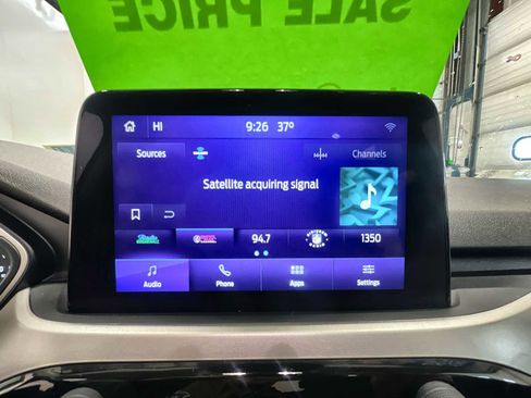 Used 2022 Ford Escape SE w/ Cold Weather Package image 12