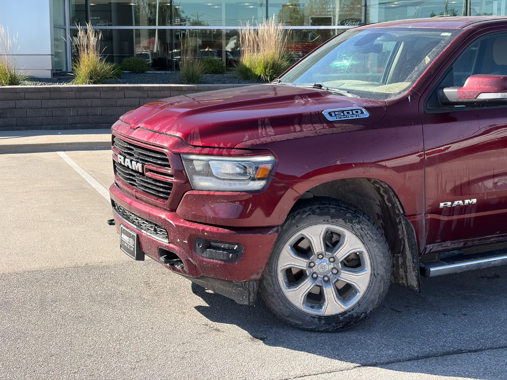 Used 2019 RAM 1500 Big Horn AWD/4WD image 2