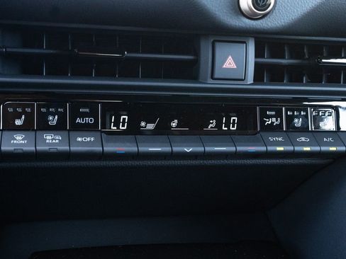 New 2025 Toyota Crown Signia w/ Advanced Technology Package image 33