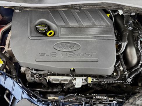 Used 2018 Ford Escape SEL image 37