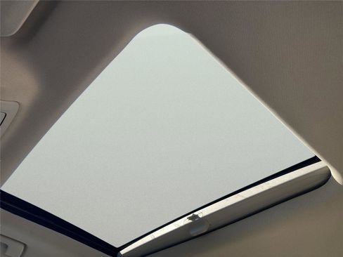 Used 2023 GMC Acadia Denali w/ Denali Ultimate Package image 25