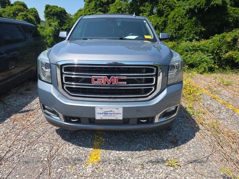 Used 2015 GMC Yukon SLE w/ Convenience Package AWD/4WD image 2