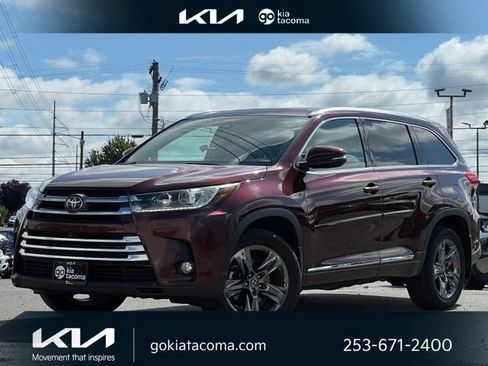 Used 2017 Toyota Highlander Limited Platinum AWD/4WD image 1