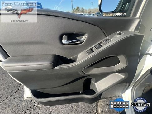 Used 2022 Nissan Frontier SV image 21