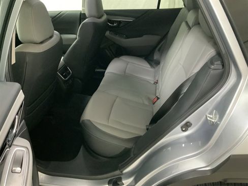 Used 2023 Subaru Outback Limited image 19