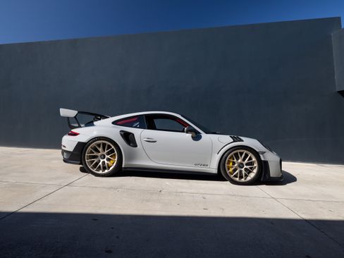 Used 2018 Porsche 911 GT2 RS RWD image 64