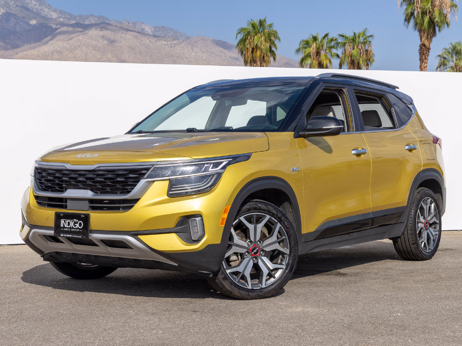 Used 2023 Kia Seltos SX AWD/4WD image 1