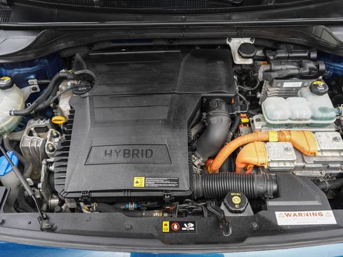 Used 2018 Kia Niro EX FWD image 27