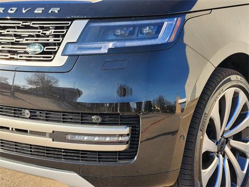 New 2026 Land Rover Range Rover SE image 5