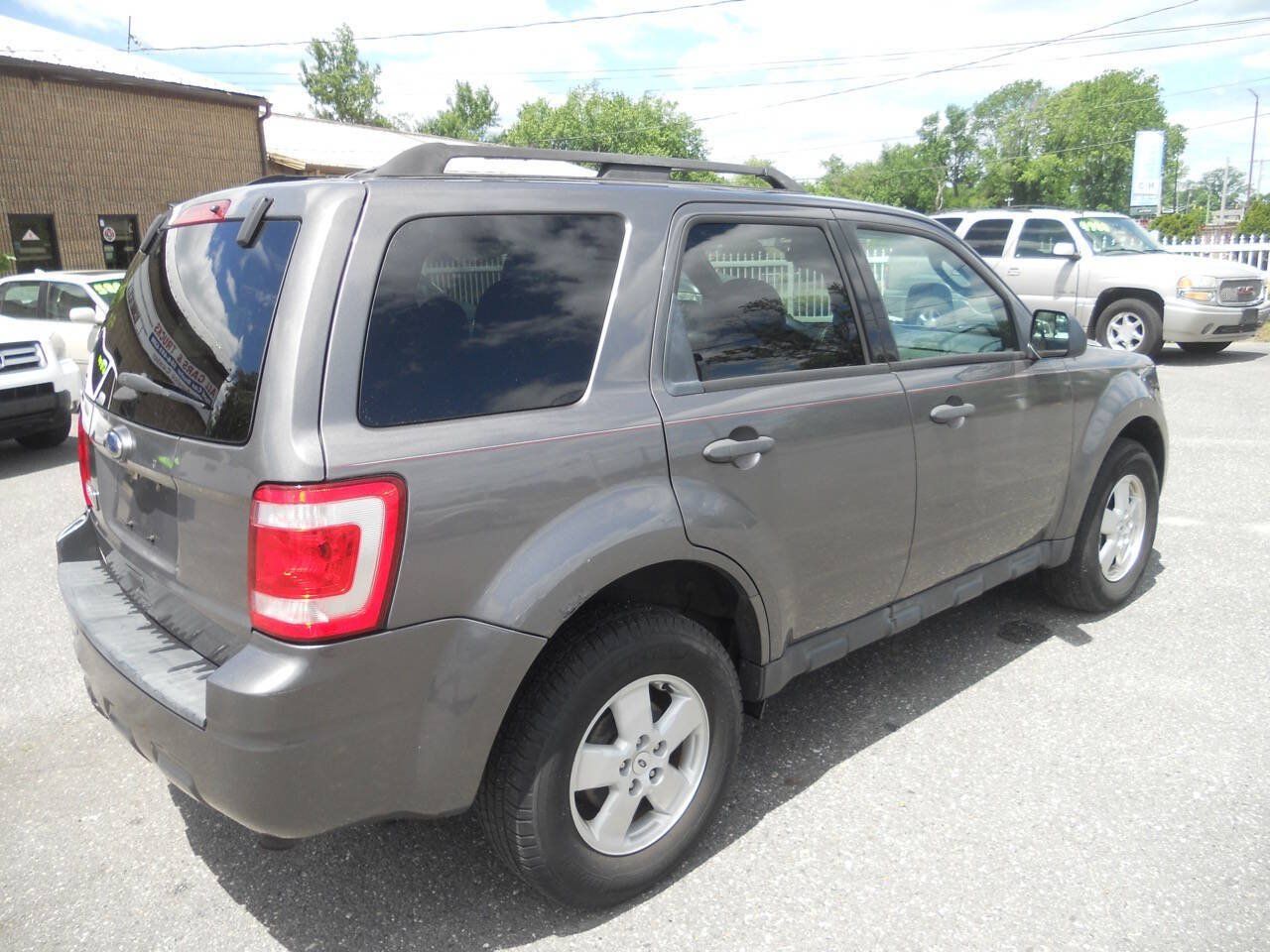 Used 2011 Ford Escape XLT w/ 202A Rapid Spec Order Code FWD image 7