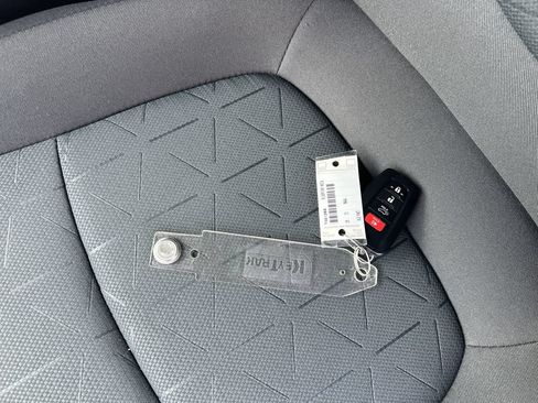 Used 2025 Toyota RAV4 XLE w/ Convenience Package FWD image 37