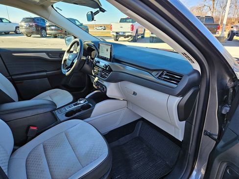 Used 2023 Ford Escape Active image 34