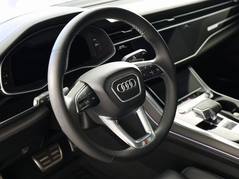 Used 2024 Audi SQ8 Prestige image 18