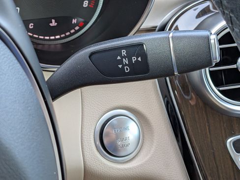 Used 2019 Mercedes-Benz GLC 300 image 28