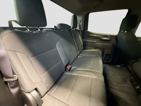 Used 2023 Chevrolet Silverado 1500 LT image 26