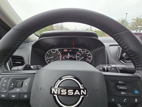 Used 2026 Nissan Rogue SV image 25