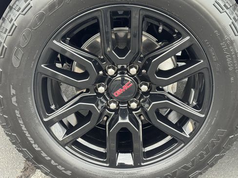 Certified 2024 GMC Sierra 1500 Elevation image 11