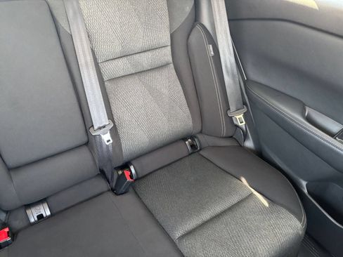 Used 2025 Nissan Rogue SV AWD/4WD image 39