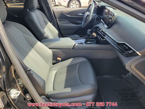 Used 2023 Toyota Mirai w/ Advanced Technology Package RWD image 15