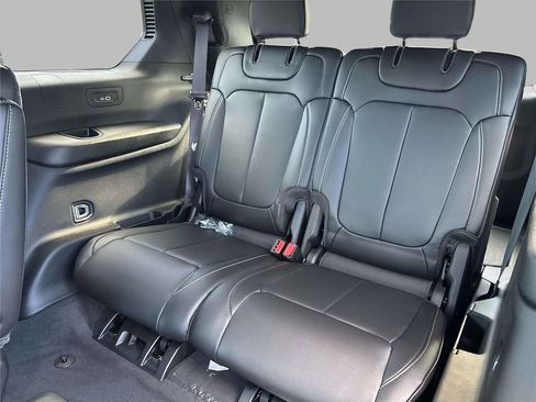 New 2026 Jeep Grand Cherokee L Limited AWD/4WD image 7