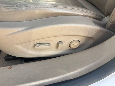 Used 2012 Buick LaCrosse Leather FWD image 13