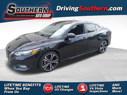 Used 2021 Nissan Sentra SR FWD image 1