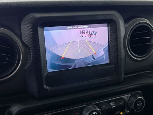 Used 2021 Jeep Wrangler Unlimited Sport image 17