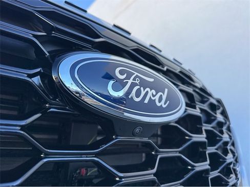 New 2026 Ford Explorer ST w/ Sun And Sound Package image 22