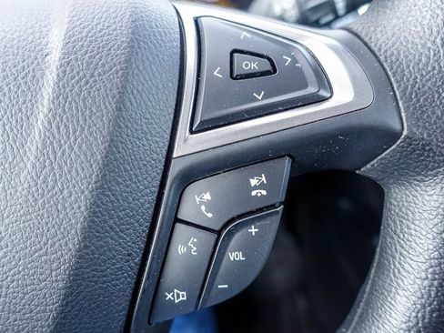 Used 2020 Ford Fusion SE image 17