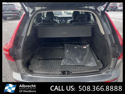 Used 2020 Volvo XC60 T6 Momentum w/ Protection Package image 15