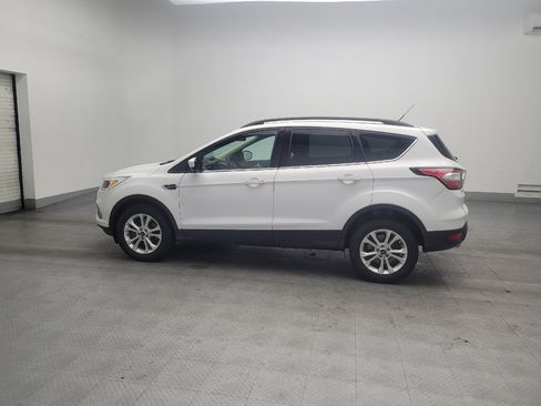 Used 2018 Ford Escape SE w/ Ford Safe & Smart Package AWD/4WD image 3