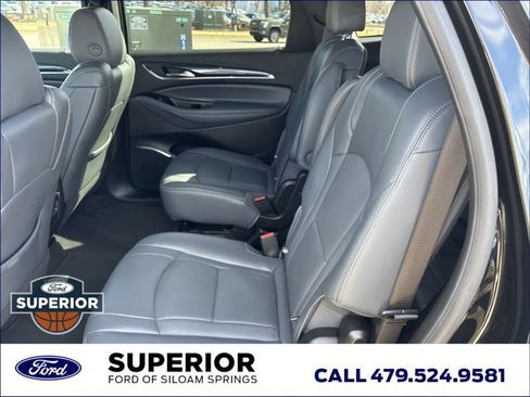 Used 2024 Buick Enclave Premium AWD/4WD image 17