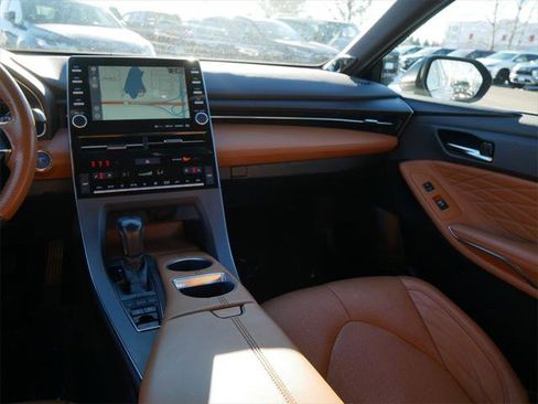 Certified 2020 Toyota Avalon Limited image 15