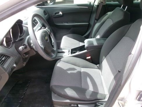 Used 2010 Chevrolet Malibu LT w/ Power Convenience Package FWD image 13