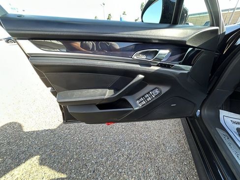 Used 2013 Porsche Panamera GTS image 19