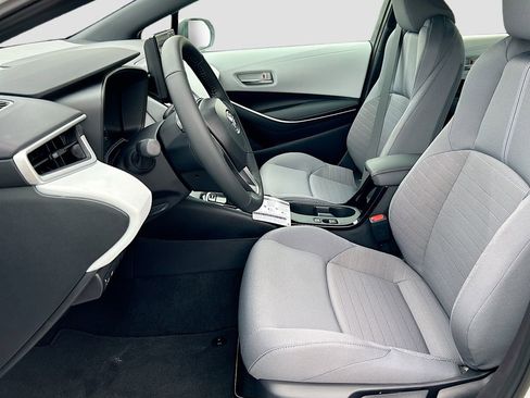 New 2025 Toyota Corolla SE FWD image 20