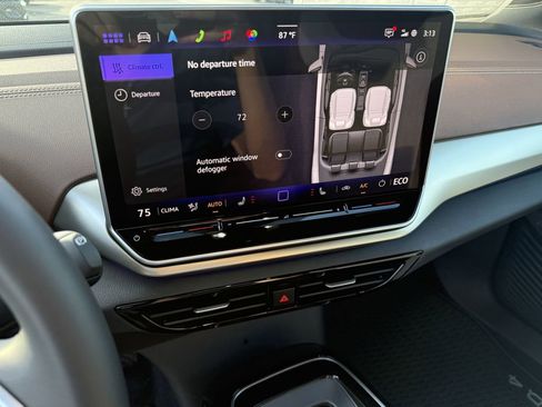 New 2025 Volkswagen ID.4 Pro image 19