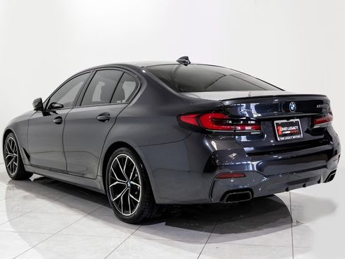 Used 2023 BMW M550i xDrive image 10