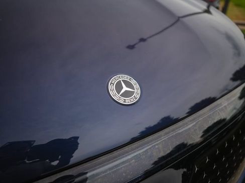 Certified 2023 Mercedes-Benz EQE 350+ 4MATIC SUV w/ Exclusive Trim Package image 4