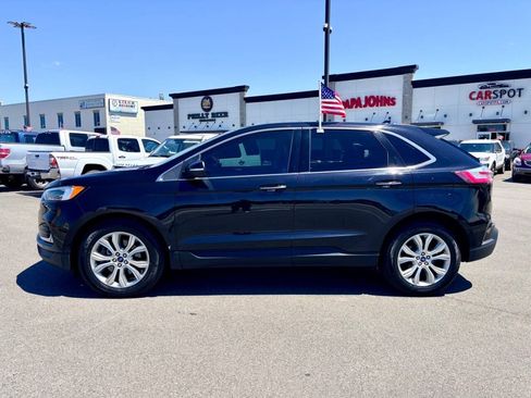 Used 2019 Ford Edge Titanium w/ Equipment Group 301A AWD/4WD image 3