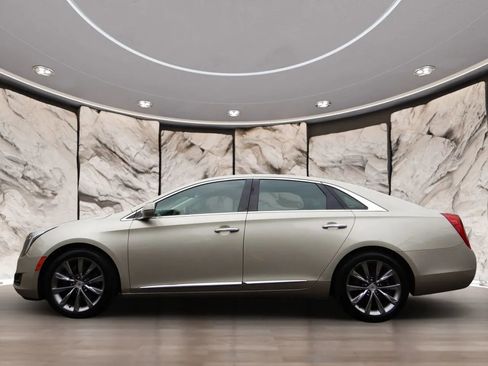 Used 2013 Cadillac XTS image 8