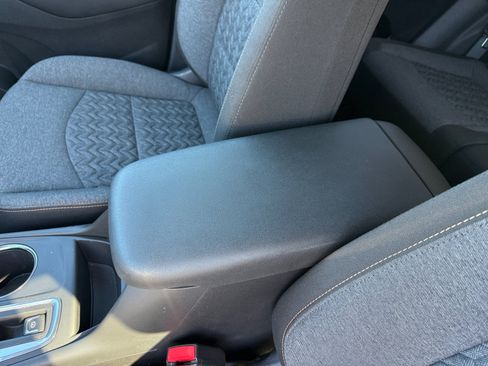 Used 2023 Chevrolet Equinox LT w/ Driver Convenience Package FWD image 14