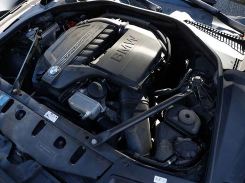 Used 2011 BMW 535i xDrive Sedan image 54