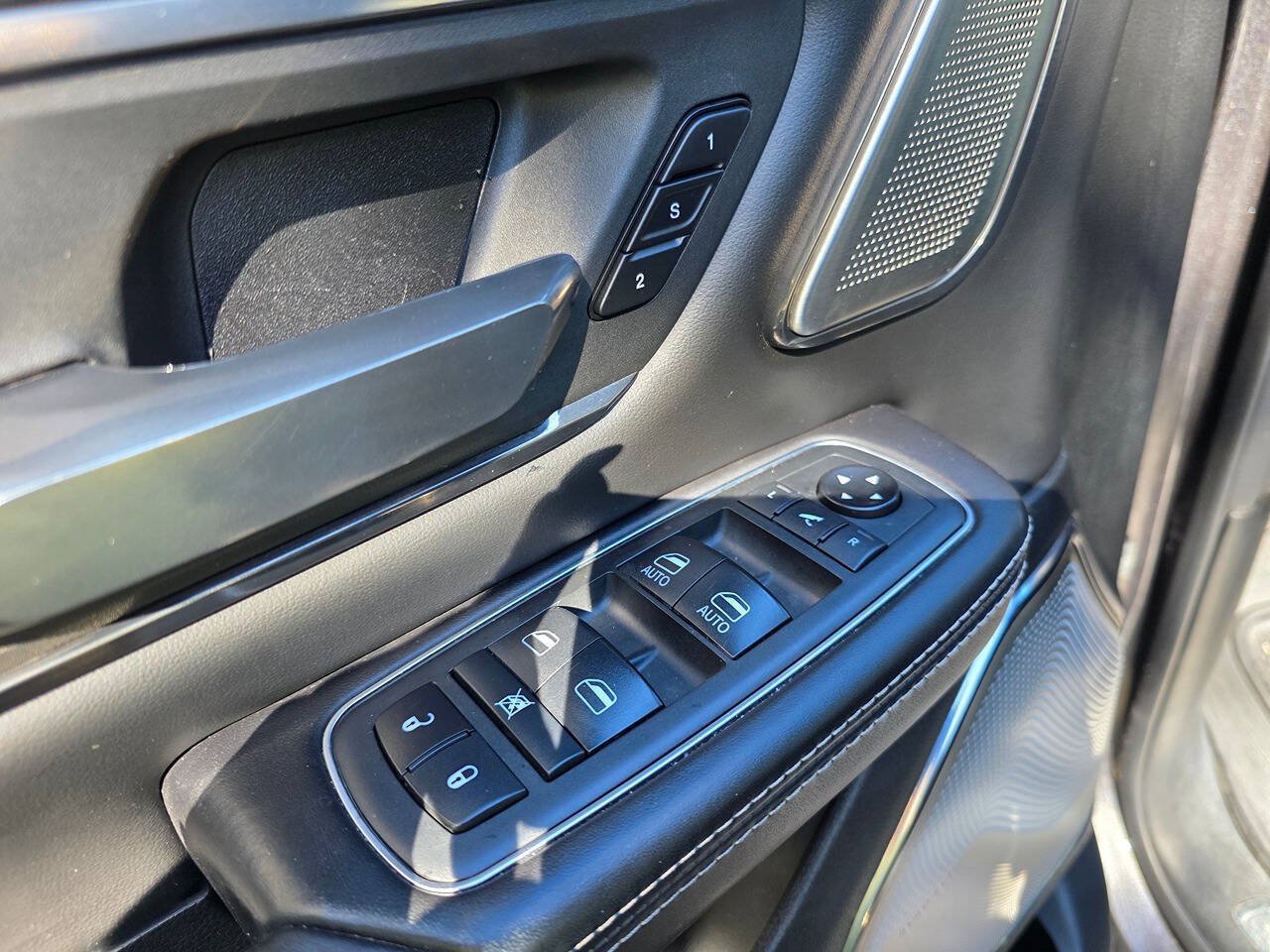 Used 2020 RAM 1500 Limited AWD/4WD image 14
