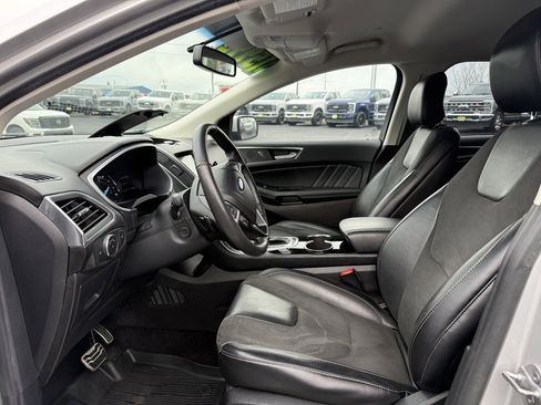 Certified 2017 Ford Edge Sport w/ Technology Package image 19