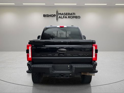 Used 2023 Ford F250 Lariat w/ Tremor Off-Road Package AWD/4WD image 4