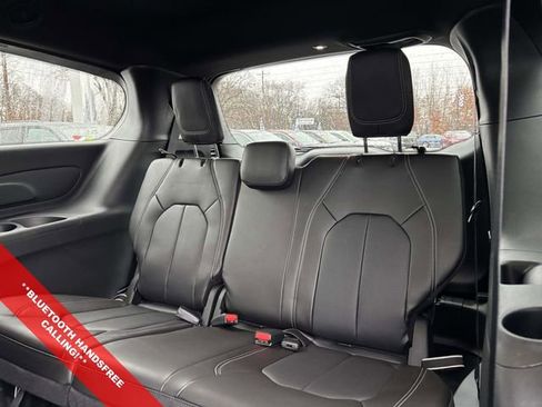 New 2026 Chrysler Pacifica Select image 6